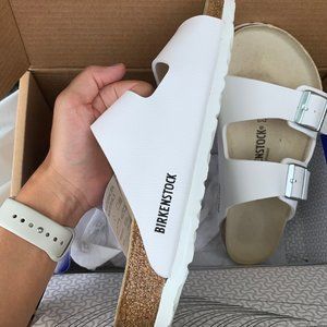 White Birkenstocks (8-8.5 Men or 10-10.5 Womens)